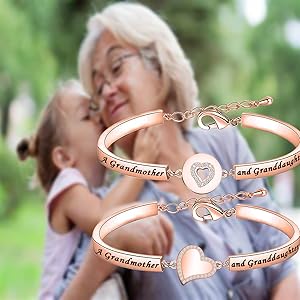 Amazon.com: BEKECH Grandma Granddaughter Gifts The Love